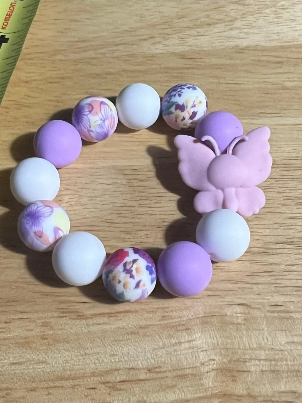 Purple & White Kids Butterfly Bead Stretch Bracelet B274